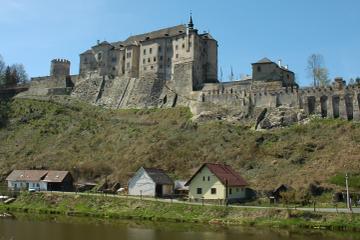 Konopiste Chateau, Cesky Sternberk Castle and Sázava Monastery Guided Private Tour from Prague