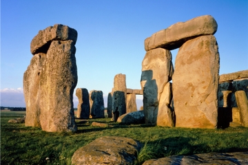 London Super Saver: Royal London Sightseeing Tour with Changing of the Guard Ceremony plus Stonehenge