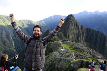 Machu Picchu Full Day Tour with Private Transport and Peruvian Meal