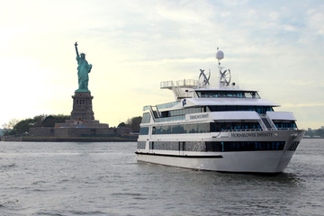 Manhattan Dinner Cruise with Optional Window Seat Upgrade