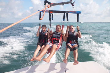 Miami Parasailing Excursion in Biscayne Bay