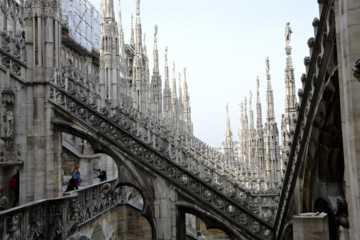 Milan Super Saver: Skip-the-Line Duomo Tour and Evening Rooftop Visit