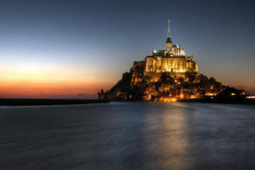 Mont Saint-Michel Full-day Night Illumination Tour with Dinner