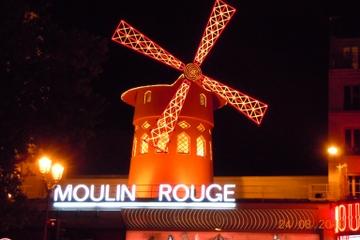 Moulin Rouge Show with Transfers