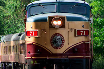 Napa Valley Wine Train from San Francisco: Gourmet Lunch, Wine Tasting and Vineyard Tour