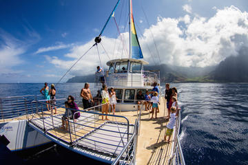Niihau and Na Pali Coast Kauai Snorkel Cruise with Optional Scuba