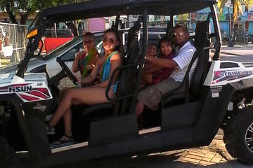 Open-Top 4X4 Jeep Rental in Nassau