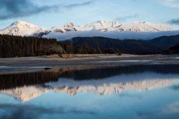Outdoor Scenic Painting Lesson in Juneau