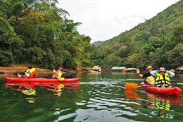 Overnight Kwai Noi River Kayaking Trip from Kanchanaburi