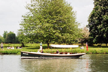 Oxford Sightseeing River Cruise Along The University Regatta Course