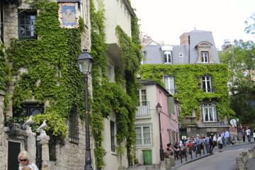 Paris Montmartre Walking Tour in German