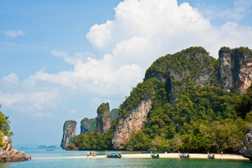 Phang Nga Bay Cruise and Kayak Tour from Phuket Including James Bond Island