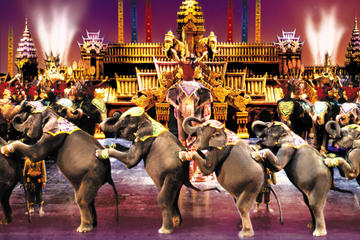 Phuket Fantasea Show and Dinner