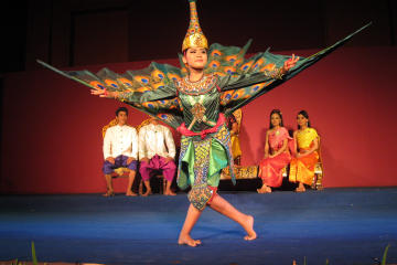Plae Pakaa Phnom Penh: Traditional Performing Arts Shows