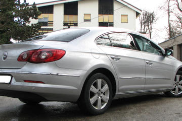 Plitvice Private Arrival Transfer from Zagreb or Zadar Airport