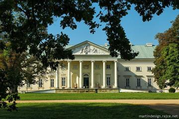 Prague Private Tour: Sedlec Ossuary, Kacina Castle and Kutna Hora Including Lunch
