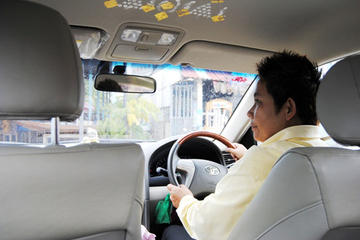 Private: 4-Hour Bangkok City Tour By Chauffeured Taxi