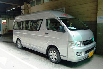 Private: 4-Hour Bangkok City VIP Tour by Chauffeured Minivan