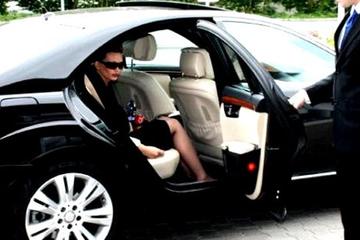 Private Airport Transfer including Mini Tour of Rome