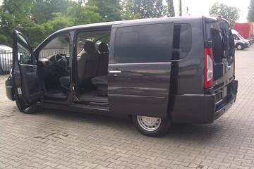 Private Departure Transfer: Departure Hotel to Wroclaw Airport