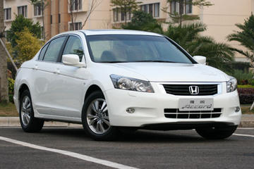 Private Departure Transfer: Hotel to Shanghai Hongqiao International Airport