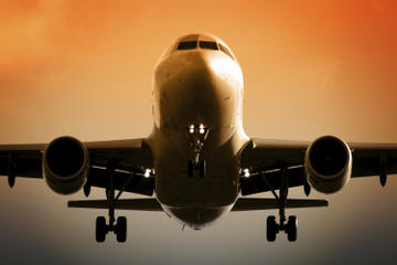 Private Departure Transfer: Kobe to Osaka Airports