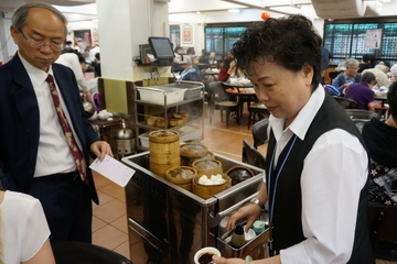 Private Food Tour: Hong Kong Island