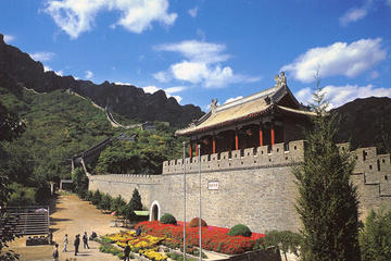 Private Full-Day Huangyaguan Great Wall Hiking Tour in Tianjin from Beijing