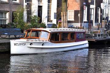 Private Guided Historic Amsterdam Canal Cruise
