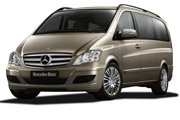 Private Limousine Transfer Venice Airport to Venice City Center by Van and Water Taxi