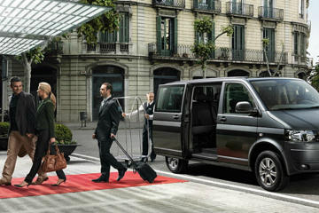 Private Round-Trip Transfer from Antwerp Airport to Bruges and Bruges to Antwerp Airport for max 8 passengers Private Round-Trip Transfer from Antwerp Airport to Bruges and Bruges to Antwerp Airport for max 8 passengers