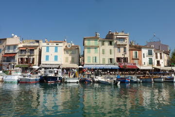 Private Round-Trip Transfer from Saint-Raphael Train Station to Agay