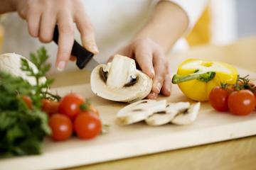 Private Tour: Barcelona Cooking Class in Chef's Local Residence