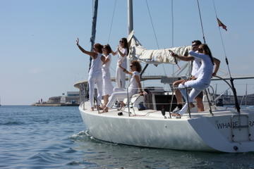 Private Tour: Barcelona Sailing Trip