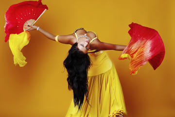 Private Tour: Belly Dancing Lesson in Istanbul with Optional Dinner and Show
