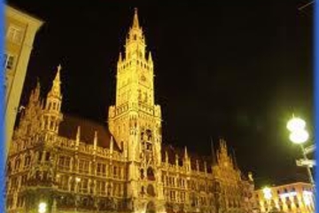 Private Tour: Dinner at Hofbrauhaus And Olympia Tower Visit at Night in Munich