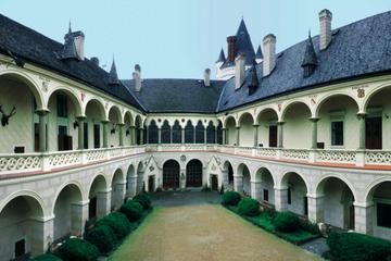 Private Tour from Prague: Sedlec Ossuary And Cathedral, Chateau Zleby With Preserve Game Zleby And Lunch