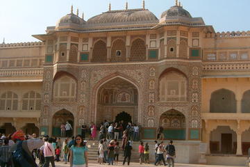 Private Tour: Half-Day Jaipur City Tour of Amber Fort with Elephant Ride