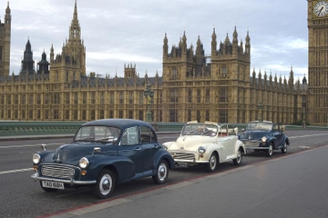 Private Tour: London City Tour in a Vintage Car with Optional Champagne