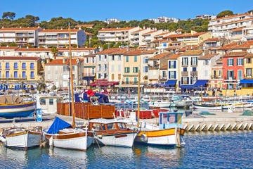 Private Tour: Marseille and Cassis Day Trip