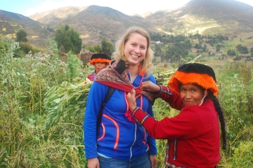 Private Tour: Pisac, Ollantaytambo and Amaru Community Visit