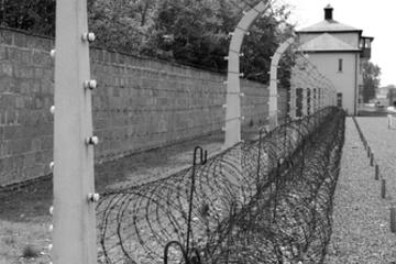 Private Tour: Sachsenhausen Concentration Camp from Berlin
