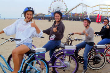 Private Tour: Santa Monica Farmers' Market and Brunch by Electric Bike