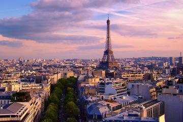 Private tour to visit Paris in a Luxury Car