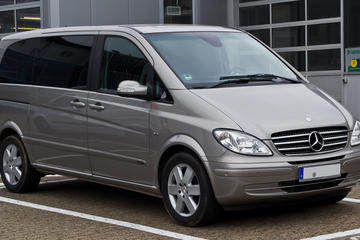 Private Transfer from Civitavecchia Port to Fiumicino Airport - Tour Option Available