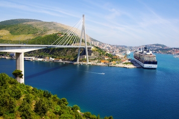 Private Transfer: Mostar, Medjugorje and Sarajevo Hotels in Bosnia and Herzegovina to Dubrovnik Hotels or Airport