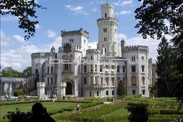 Private Transfer to Hluboka nad Vltavou from Prague