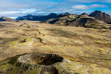 Reykjavik Helicopter Flight: Reykjanes Peninsula and Volcanic Landscapes
