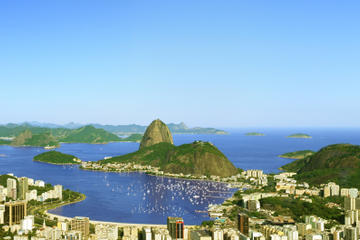 Rio de Janeiro Super Saver: Corcovado and Sugar Loaf Mountain plus Plataforma Samba Show