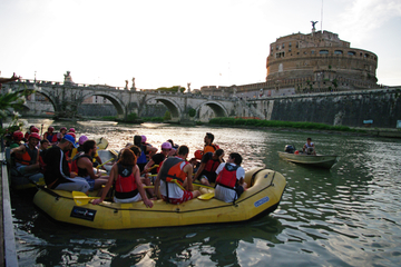Rome Tiber Sightseeing tour by Fun ECO Boats in the City Center